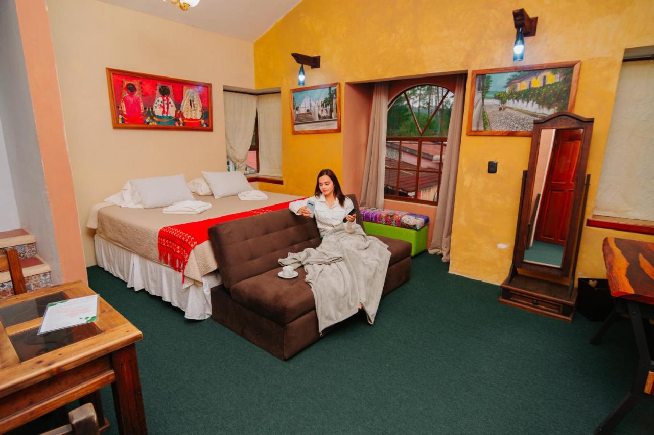 Hotel Boutique Casa Jose Cobán エクステリア 写真
