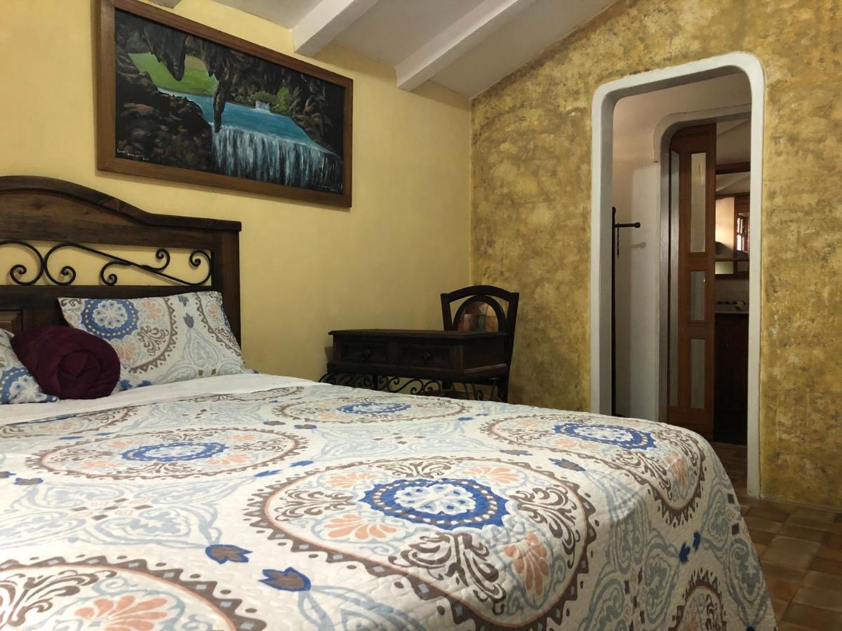 Hotel Boutique Casa Jose Cobán エクステリア 写真